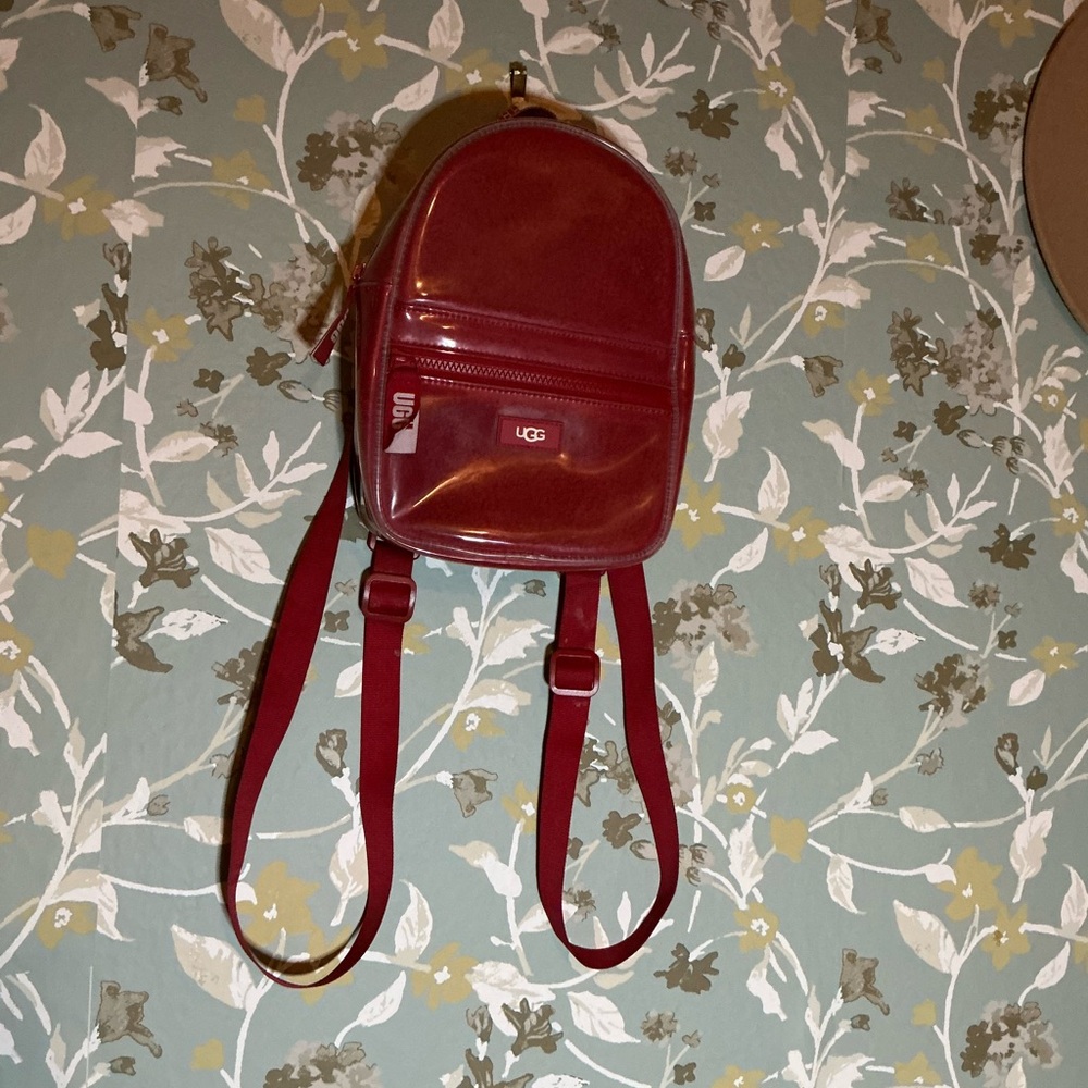UGG Dannie II Mini Backpack Clear Red Fur - Picture 3 of 7